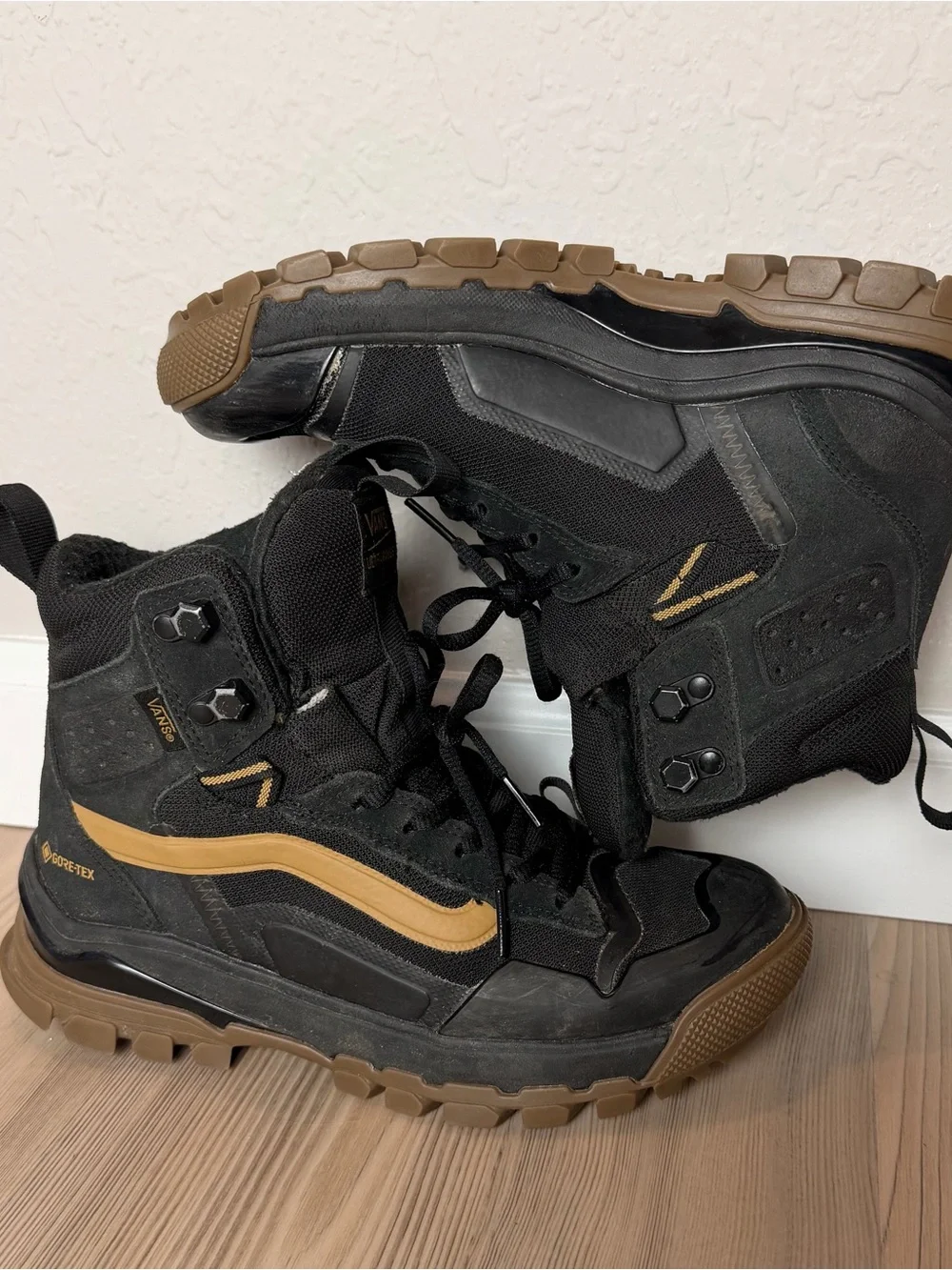 Vans MTE GORE-TEX Boots